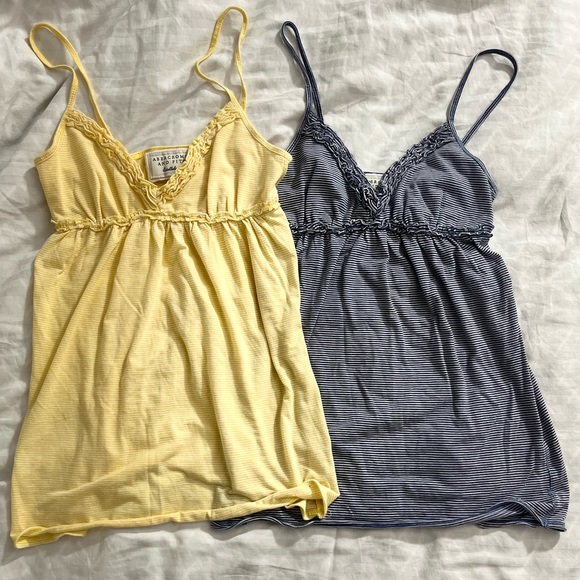 abercrombie&fitch woman tank tops in a size xs - Picture 3 of 3